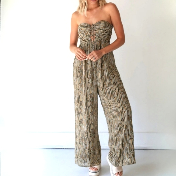 NWT Lush Jumpsuit-Olive/Mustard Beach lightweight.sz small - Picture 1 of 13